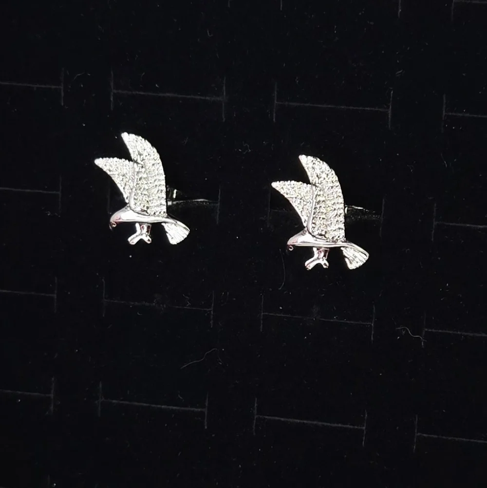 Silver Flying Eagle Cufflinks Wings Spread Patriotic Formal Americana Accessory